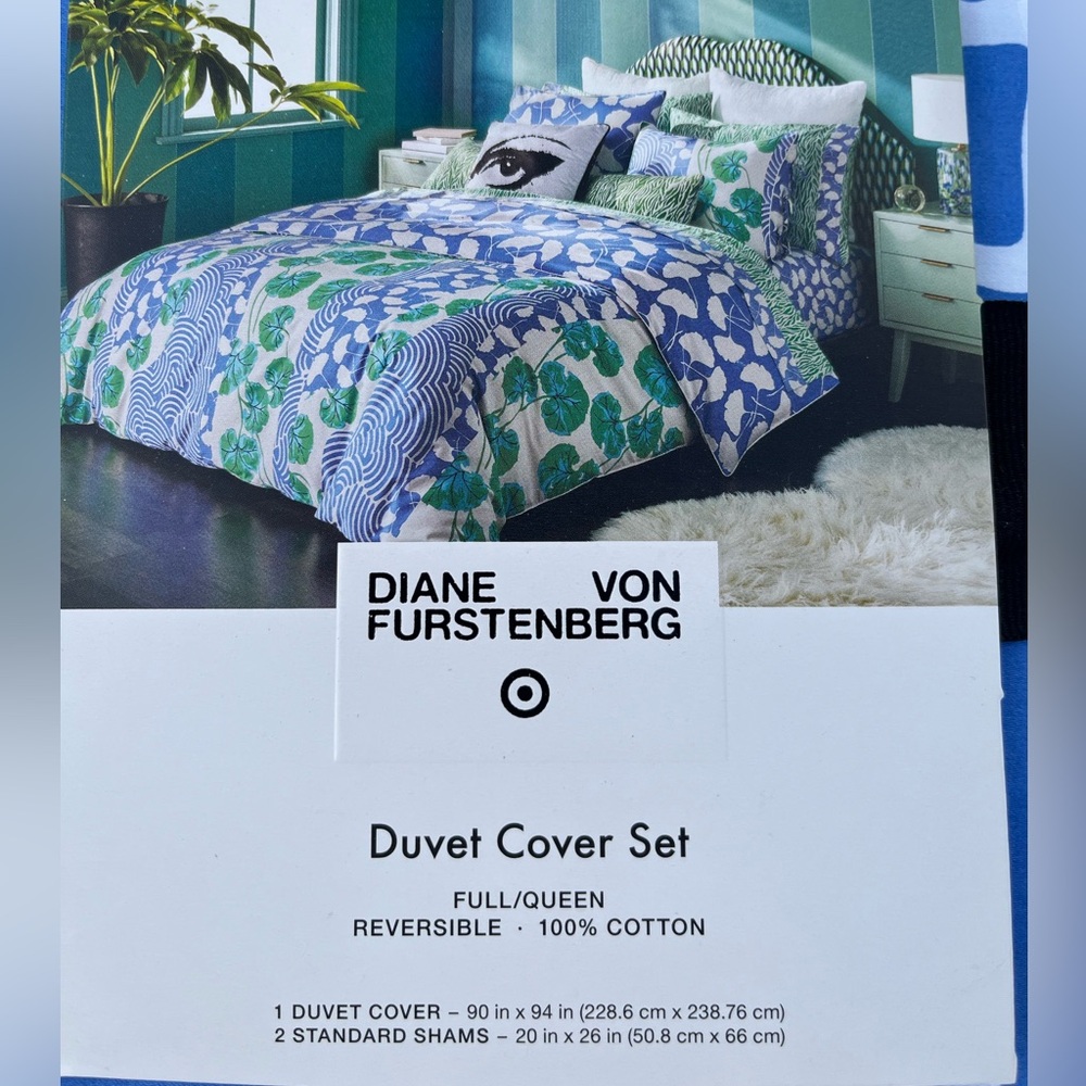 Diane von Furstenberg x Target Queen Duvet set NWT